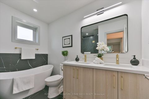 Photo 24 at 16 Squires Avenue, Parkview, Toronto
