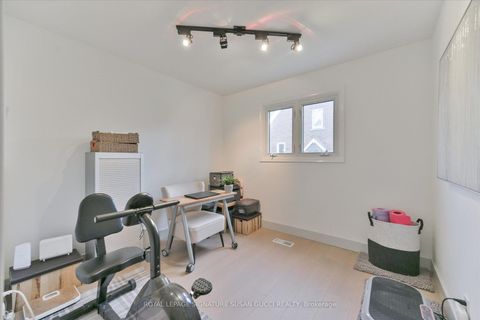 Photo 32 at 16 Squires Avenue, Parkview, Toronto