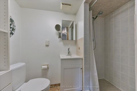 Photo 37 at 16 Squires Avenue, Parkview, Toronto