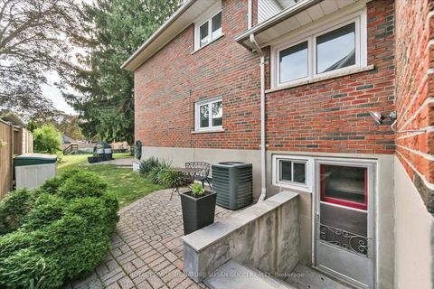 Photo 39 at 16 Squires Avenue, Parkview, Toronto
