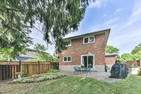 Photo 42 at 16 Squires Avenue, Parkview, Toronto