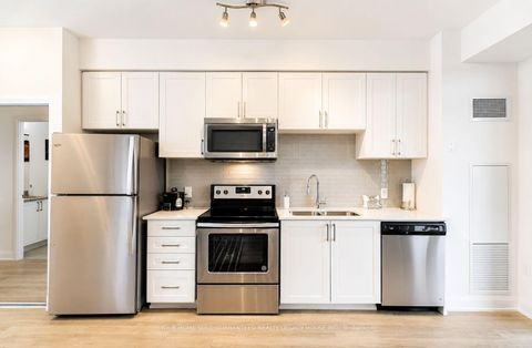 Photo 8 at 505 - 2800 Keele Street, CFB, Toronto