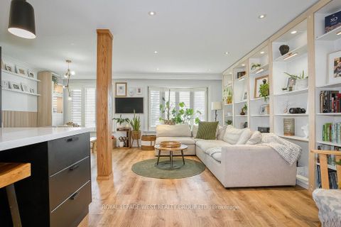 Photo 15 at 12 Leavenworth Crescent, Markland Wood, Toronto