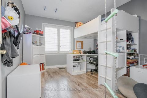 Photo 18 at 12 Leavenworth Crescent, Markland Wood, Toronto
