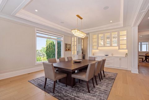 Photo 8 at 731 Woodland Acres Crescent, Rural Vaughan, Vaughan