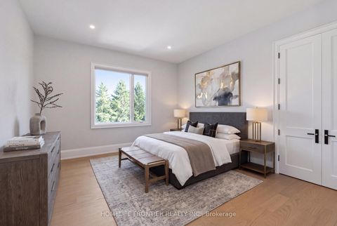 Photo 16 at 731 Woodland Acres Crescent, Rural Vaughan, Vaughan