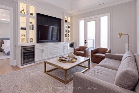 Photo 20 at 731 Woodland Acres Crescent, Rural Vaughan, Vaughan
