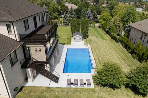 Photo 39 at 731 Woodland Acres Crescent, Rural Vaughan, Vaughan