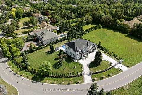 Photo 43 at 731 Woodland Acres Crescent, Rural Vaughan, Vaughan