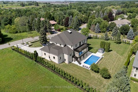 Photo 44 at 731 Woodland Acres Crescent, Rural Vaughan, Vaughan
