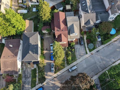 Photo 8 at 9 East Road, Cliffside, Toronto