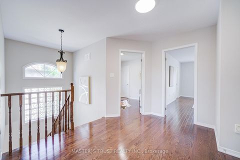 Photo 21 at 33 Levellands Crescent, Langstaff, Richmond Hill