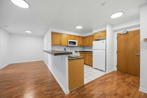Photo 6 at 1010 - 7 Lorraine Drive, Willowdale West, Toronto