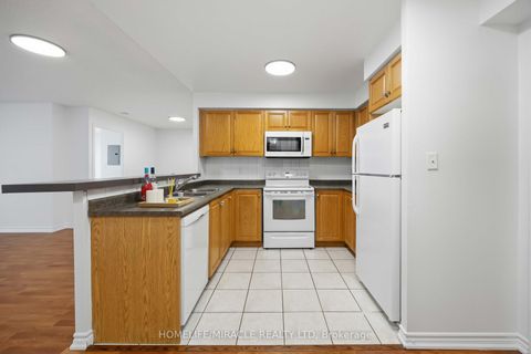 Photo 7 at 1010 - 7 Lorraine Drive, Willowdale West, Toronto
