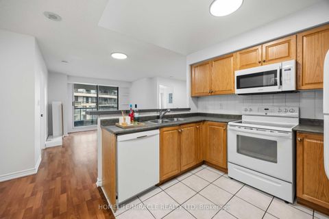 Photo 8 at 1010 - 7 Lorraine Drive, Willowdale West, Toronto