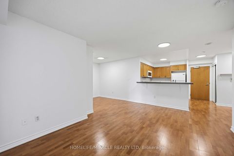 Photo 18 at 1010 - 7 Lorraine Drive, Willowdale West, Toronto