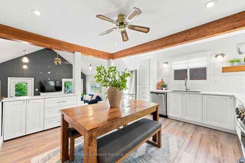 Photo 7 at 15 Presley Avenue, Birchmount, Toronto