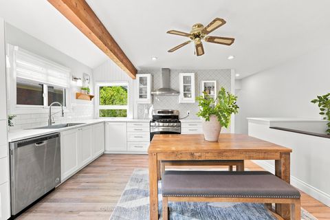 Photo 10 at 15 Presley Avenue, Birchmount, Toronto