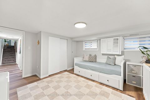 Photo 27 at 15 Presley Avenue, Birchmount, Toronto