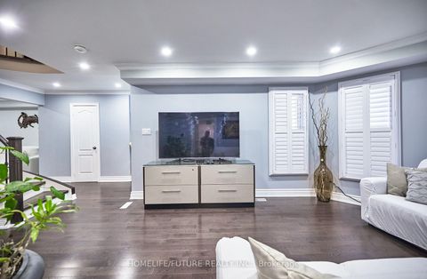 Photo 6 at 58 O'Shaughnessy Crescent, Holly, Barrie
