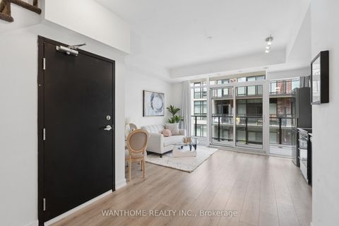 Photo 5 at 15 - 861 Sheppard Avenue W, Clanton Park, Toronto