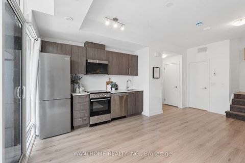 Photo 10 at 15 - 861 Sheppard Avenue W, Clanton Park, Toronto