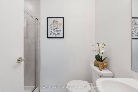 Photo 18 at 15 - 861 Sheppard Avenue W, Clanton Park, Toronto