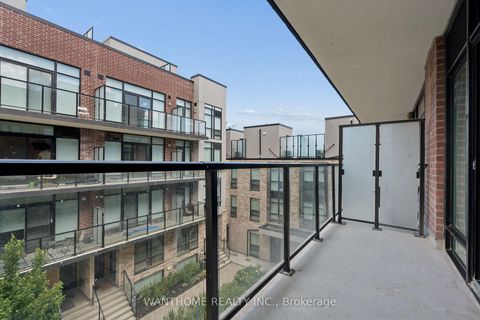 Photo 19 at 15 - 861 Sheppard Avenue W, Clanton Park, Toronto