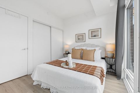 Photo 24 at 15 - 861 Sheppard Avenue W, Clanton Park, Toronto