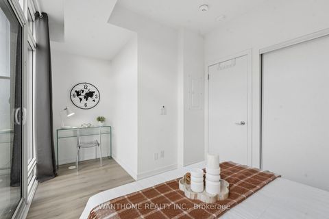Photo 26 at 15 - 861 Sheppard Avenue W, Clanton Park, Toronto