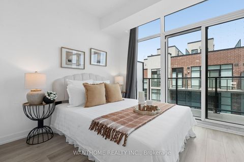 Photo 29 at 15 - 861 Sheppard Avenue W, Clanton Park, Toronto