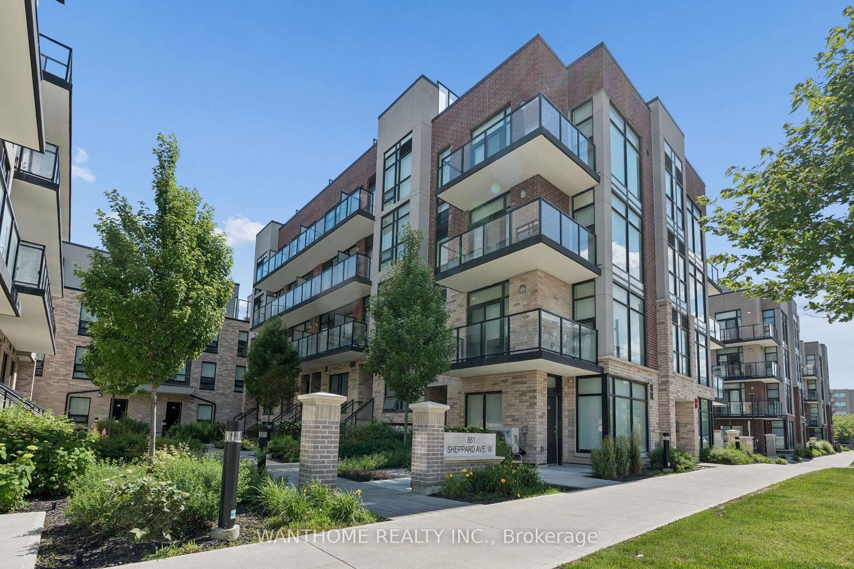 15 - 861 Sheppard Avenue W, Clanton Park, Toronto 