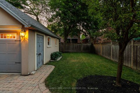 Photo 3 at 4 Springbrook Gardens, Queensway, Toronto