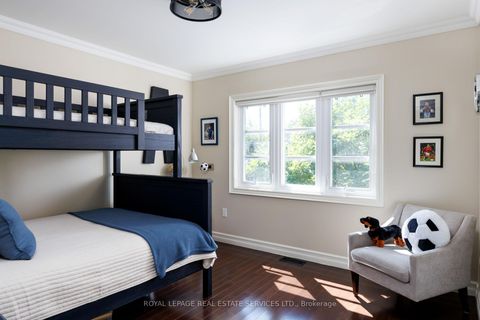 Photo 30 at 4 Springbrook Gardens, Queensway, Toronto