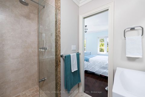 Photo 35 at 4 Springbrook Gardens, Queensway, Toronto
