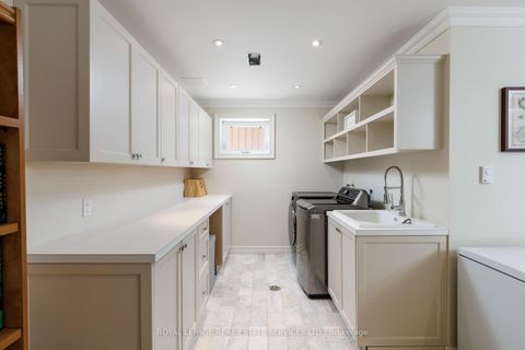 Photo 40 at 4 Springbrook Gardens, Queensway, Toronto