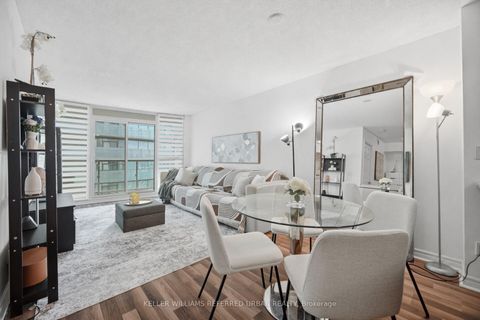 Photo 1 at 3708 - 19 Grand Trunk Crescent, Waterfront Communities C1, Toronto