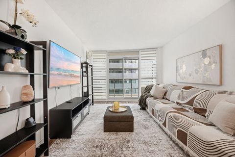 Photo 6 at 3708 - 19 Grand Trunk Crescent, Waterfront Communities C1, Toronto