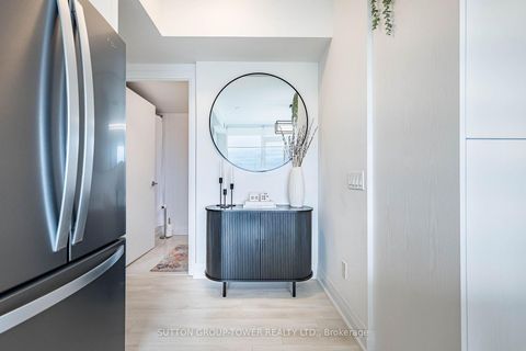 Photo 1 at 609 - 1461 Lawrence Avenue W, Amesbury, Toronto