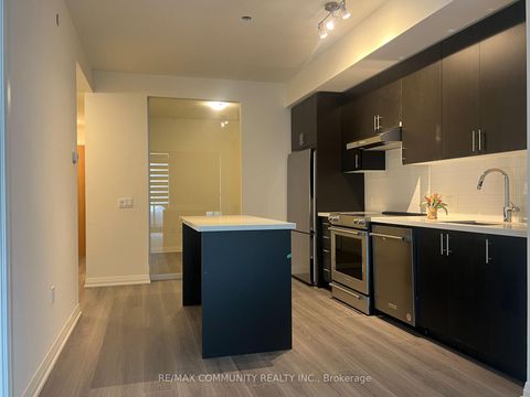 Photo 3 at 302 - 8960 Jane Street, Vellore Village, Vaughan