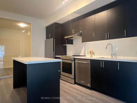 Photo 6 at 302 - 8960 Jane Street, Vellore Village, Vaughan