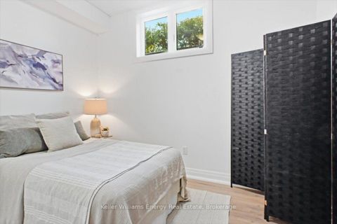 Photo 17 at 65 - 721 Lawrence Avenue W, Glen Park, Toronto
