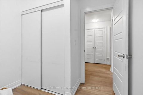 Photo 22 at 65 - 721 Lawrence Avenue W, Glen Park, Toronto