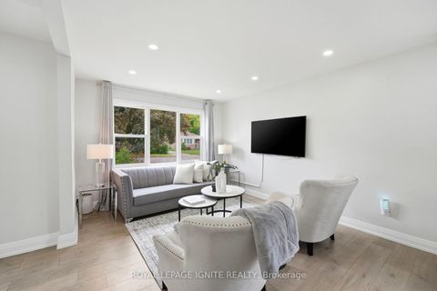 Photo 6 at 89 Darlingside Drive, West Hill, Toronto