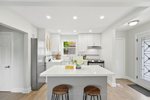 Photo 8 at 89 Darlingside Drive, West Hill, Toronto