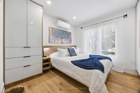 Photo 8 at 21 Toynbee Trail, Guildwood, Toronto