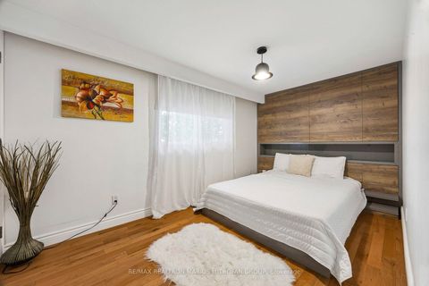 Photo 11 at 21 Toynbee Trail, Guildwood, Toronto