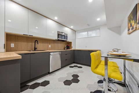 Photo 16 at 21 Toynbee Trail, Guildwood, Toronto