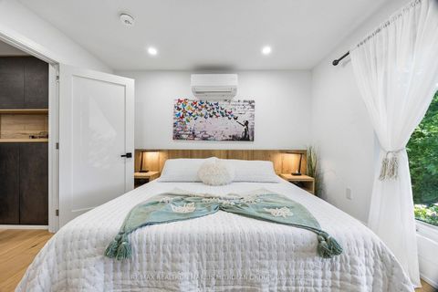 Photo 21 at 21 Toynbee Trail, Guildwood, Toronto