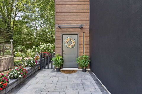 Photo 29 at 21 Toynbee Trail, Guildwood, Toronto